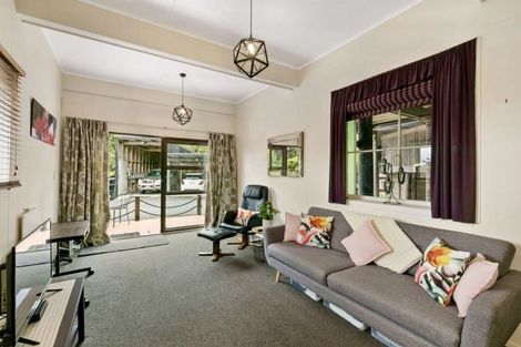 Photo of property in 390 Driving Creek Road, Coromandel, 3506