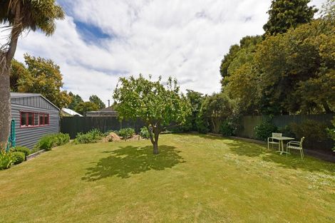 Photo of property in 16 Adams Place, Woolston, Christchurch, 8023