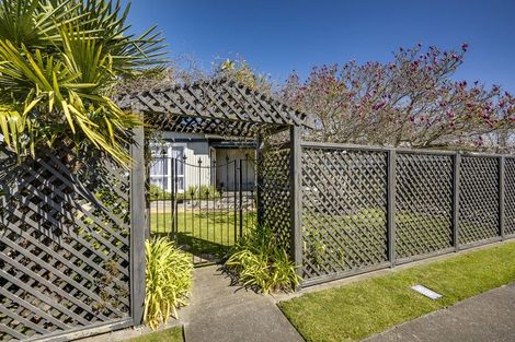 Photo of property in 8 Ngarimu Street, Havelock North, 4130