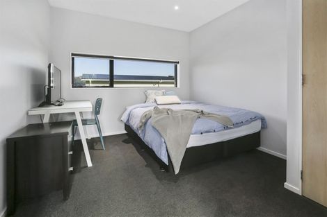 Photo of property in 11 Sumner Terrace, Aotea, Porirua, 5024