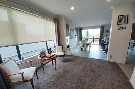 Photo of property in 12 Remuremu Street, Long Bay, Auckland, 0630