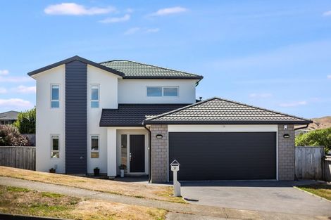 Photo of property in 37 Nelson Avenue, Aotea, Porirua, 5024