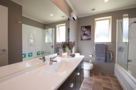 Photo of property in 9 Hawkdun Place, Bridge Hill, Alexandra, 9320