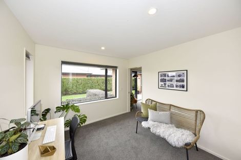 Photo of property in 10 Gosling Crescent, Halswell, Christchurch, 8025