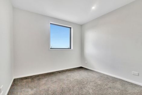 Photo of property in 7/3234 Great North Road, New Lynn, Auckland, 0600