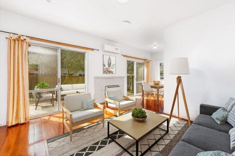 Photo of property in 77 Clarkin Road, Fairfield, Hamilton, 3214