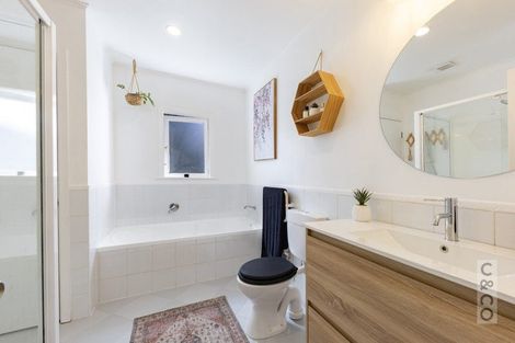 Photo of property in 50 Oraha Road, Huapai, Kumeu, 0892