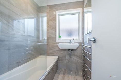 Photo of property in 20a Plunket Avenue, Papatoetoe, Auckland, 2104