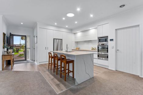 Photo of property in 5 Sophia Place, Karaka, Papakura, 2113