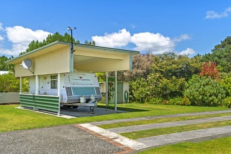 Photo of property in 95 Ymca Road, Mahia, 4198