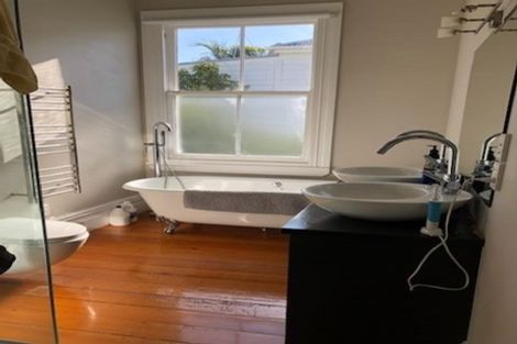 Photo of property in 54 Mozeley Avenue, Devonport, Auckland, 0624