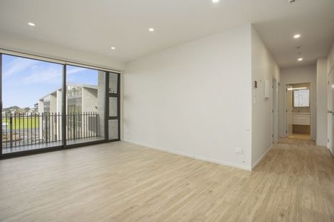 Photo of property in 103/165 Lake Road, Northcote, Auckland, 0627