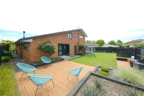 Photo of property in 4 Kingham Place, Avonhead, Christchurch, 8042