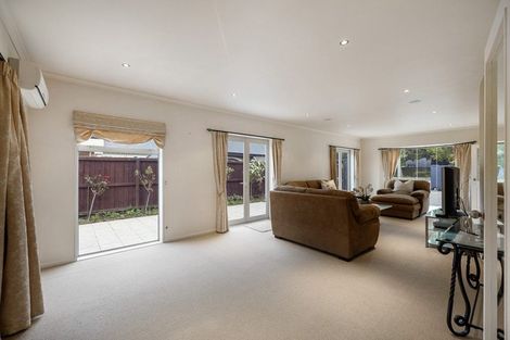 Photo of property in 133 Fendalton Road, Fendalton, Christchurch, 8052