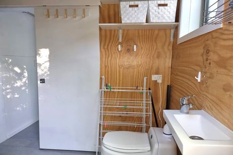 Photo of property in 9 Milton Terrace, Picton, 7220