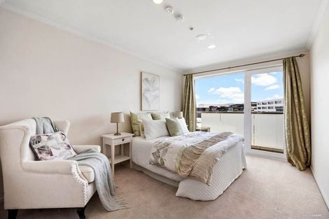 Photo of property in 701/26 Remuera Road, Newmarket, Auckland, 1050