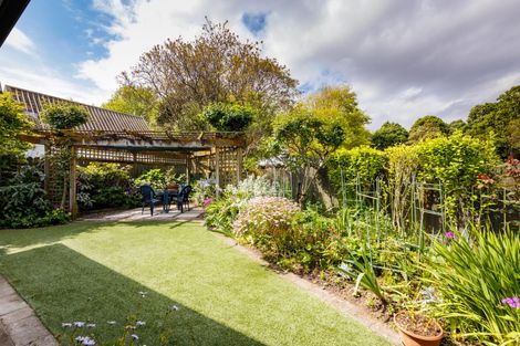 Photo of property in 9 Baton Place, Highbury, Palmerston North, 4412