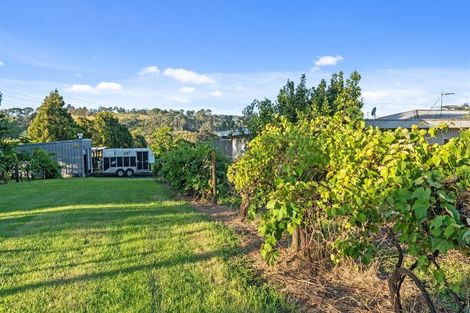 Photo of property in 281 Riverhead Road, Riverhead, 0892