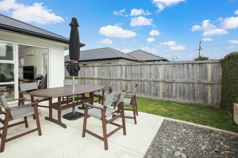 Photo of property in 3/28 Heath Street, Saint Andrews, Hamilton, 3200