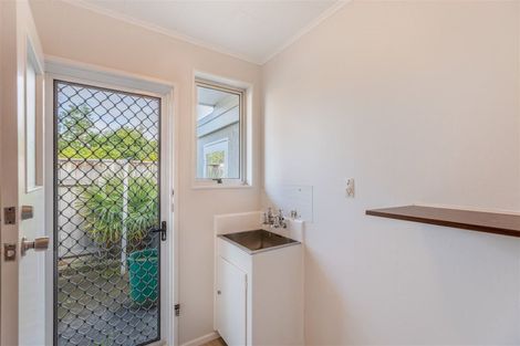 Photo of property in 108a Avondale Road, Taradale, Napier, 4112