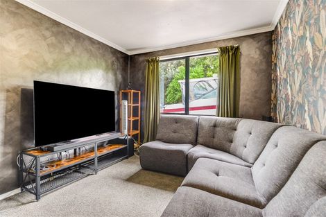 Photo of property in 6 Cemetery Road, Waiuku, 2123