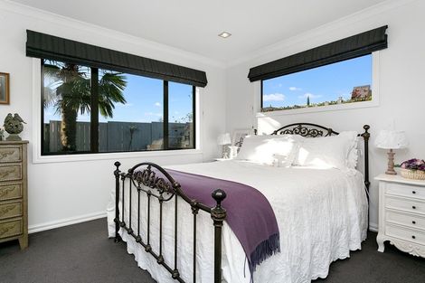 Photo of property in 15 Naomi Place, Cambridge, 3434