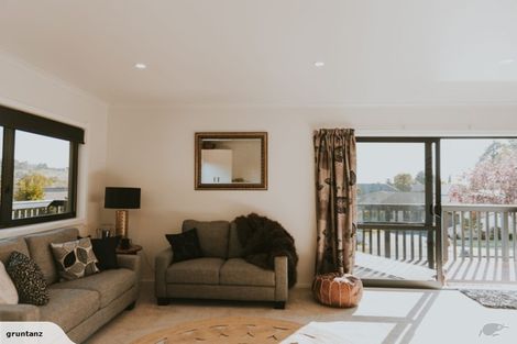 Photo of property in 39b Hetley Crescent, Taradale, Napier, 4112