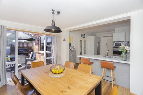 Photo of property in 17 Holmes Street, Holmes Hill, Oamaru, 9401