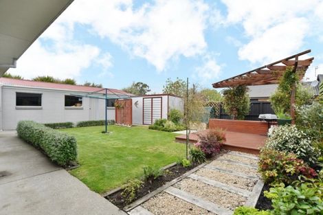 Photo of property in 3 Cam Place, Harewood, Christchurch, 8051