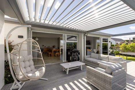 Photo of property in 19 Stingray Drive, Omokoroa, 3114