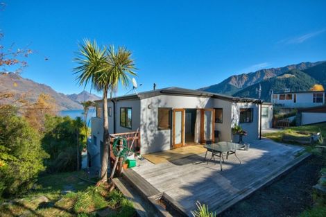 Photo of property in 20b Manchester Place, Queenstown, 9300