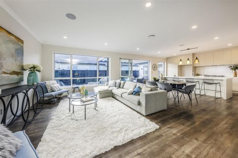 Photo of property in 18 Paso Fino Crescent, Karaka, Papakura, 2113