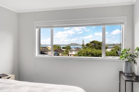 Photo of property in 3/64 Hattaway Avenue, Bucklands Beach, Auckland, 2012