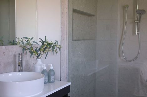 Photo of property in 84 Freedom Drive, Kelvin Grove, Palmerston North, 4470