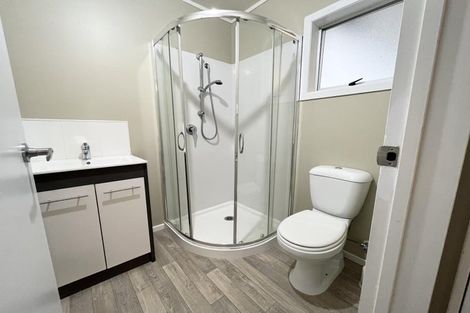 Photo of property in 42 Cobham Crescent, Kelston, Auckland, 0602