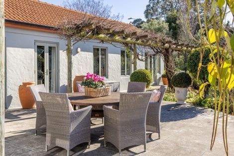 Photo of property in 65 Lucknow Road, Havelock North, 4130