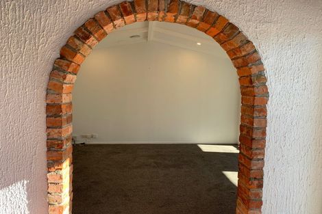 Photo of property in 31 Wesley Avenue, Frankleigh Park, New Plymouth, 4310