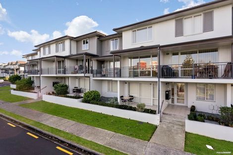 Photo of property in 4/30 Oneroa Road, East Tamaki, Auckland, 2013