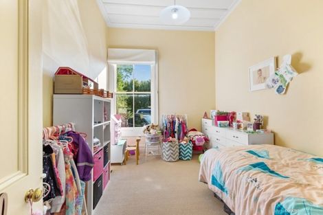 Photo of property in 106 Jellicoe Street, Martinborough, 5711