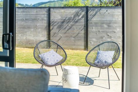 Photo of property in 34 Te Kaeaea Crescent, Wallaceville, Upper Hutt, 5018