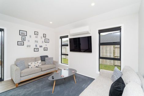 Photo of property in 97 Freedom Drive, Kelvin Grove, Palmerston North, 4470