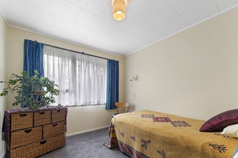 Photo of property in 2 Angle Street, Picton, 7220