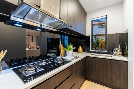 Photo of property in 7 Headsail Drive, Long Bay, Auckland, 0630