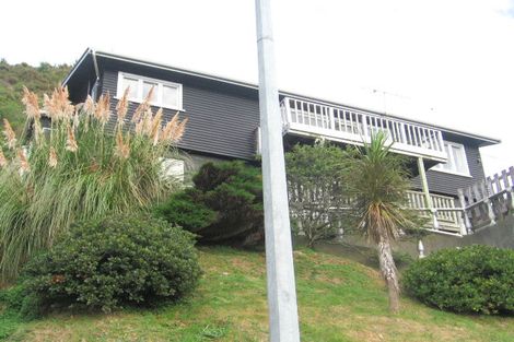 Photo of property in 137 Happy Valley Road, Owhiro Bay, Wellington, 6023