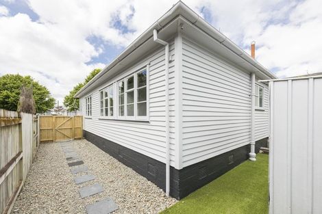 Photo of property in 28 South Street, West End, Palmerston North, 4410