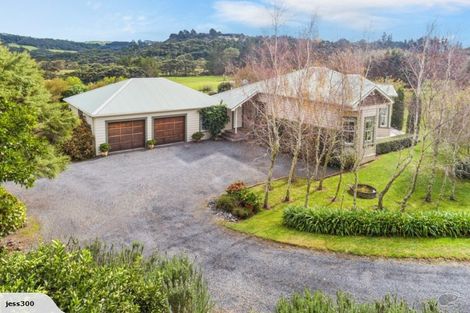 Photo of property in 1251 Old North Road, Helensville, 0875