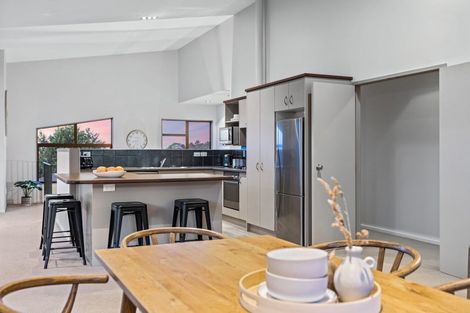 Photo of property in 14 Ashgrove Place, Ohauiti, Tauranga, 3112