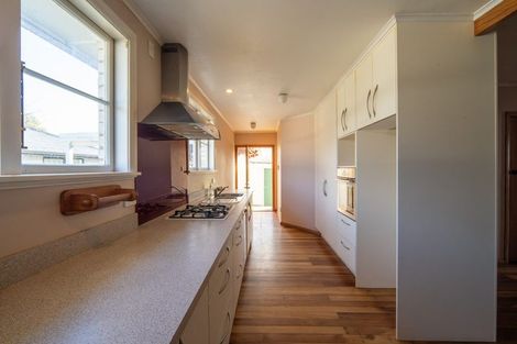 Photo of property in 27 Willis Street, Bader, Hamilton, 3206