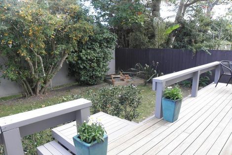 Photo of property in 1/4 Sydney Street, Hauraki, Auckland, 0622