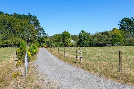 Photo of property in 276 Tikorangi Road, Tikorangi, Waitara, 4383